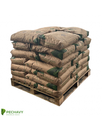 Granulés de bois naturels de la marque Grasasa en demi palette de 28 sacs de 18kg. Certifications DIN + et EN +.