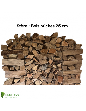 Bois bûches étuvés au stère pour le chauffage de votre habitation. Mélanges de chêne, charme et hêtre en 25cm.